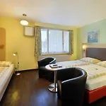 Hotel Derby - Self Check-in 3*