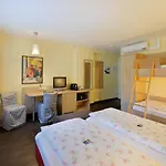 Derby - Self Check-in Hotel 3*