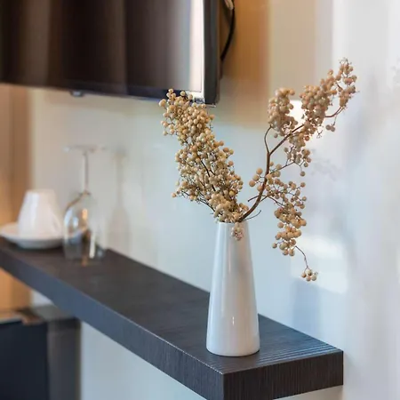 Ξενοδοχείο Derby - Self Check-in 3*