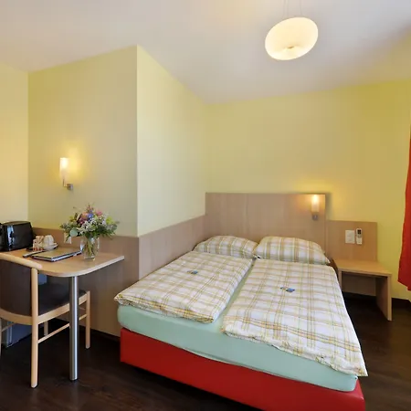 Derby - Self Check-in Ιντερλάκεν