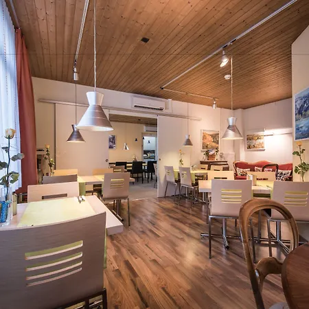 Derby - Self Check-in 3* Ιντερλάκεν