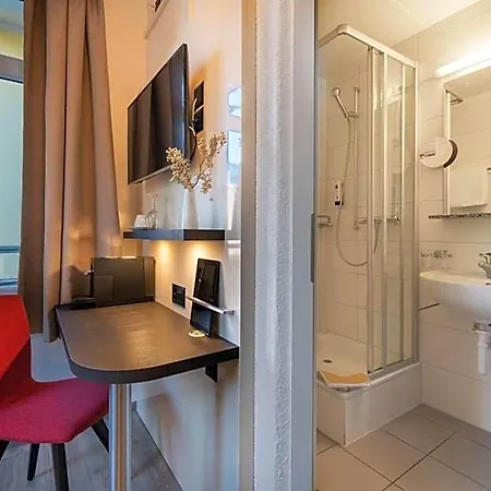 Hotel Derby - Self Check-in 3*