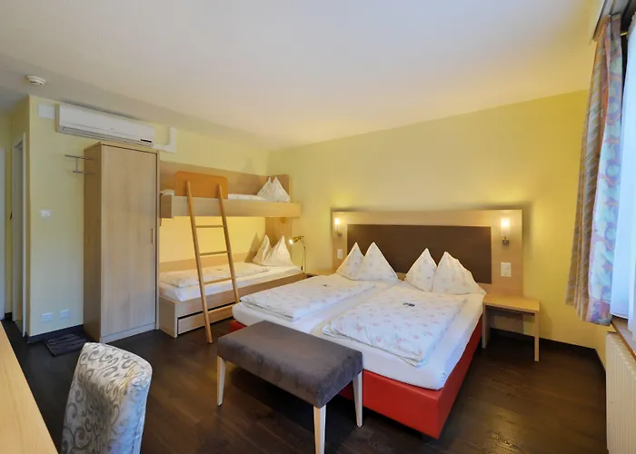 Derby - Self Check-in إنترلاكن