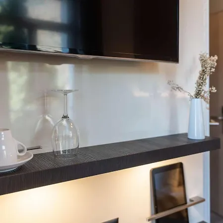 Derby - Self Check-in Hotel