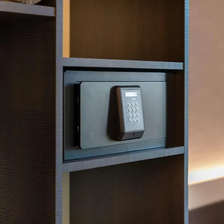 Hotel Derby - Self Check-in 3*