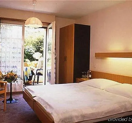 Derby Hotel 3*